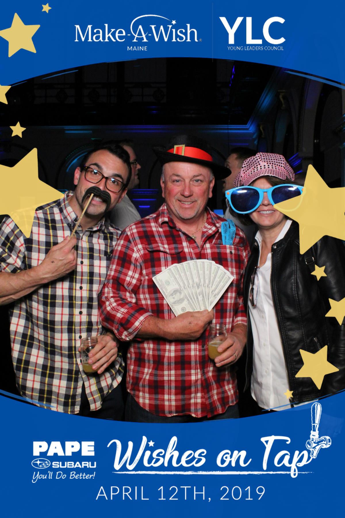 Wishes on Tap | View more photos from the event at gallery.mainemagicmirror.com/u/MaineMagicMirror/Wishes-on-Tap